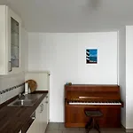 7 * Friedrichshafen