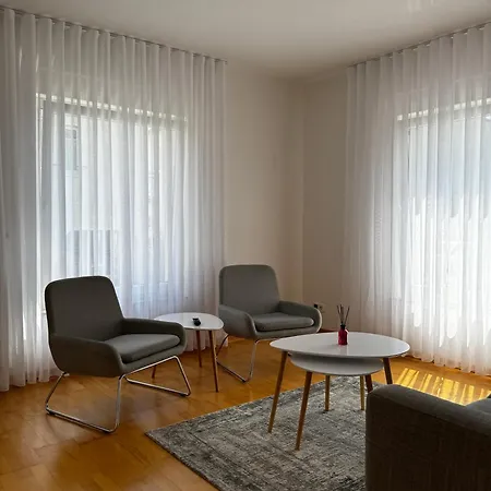 7 * Friedrichshafen